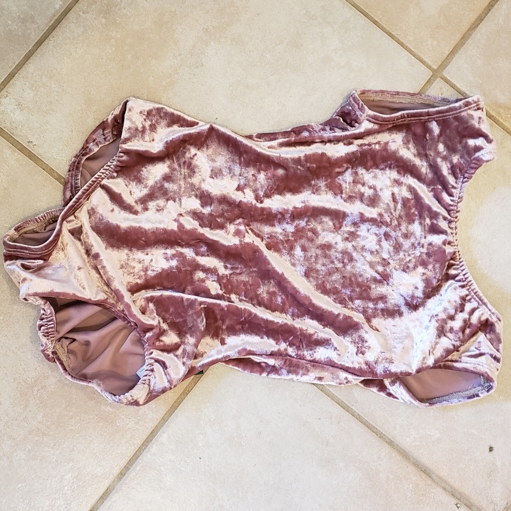 lucky leo leotard